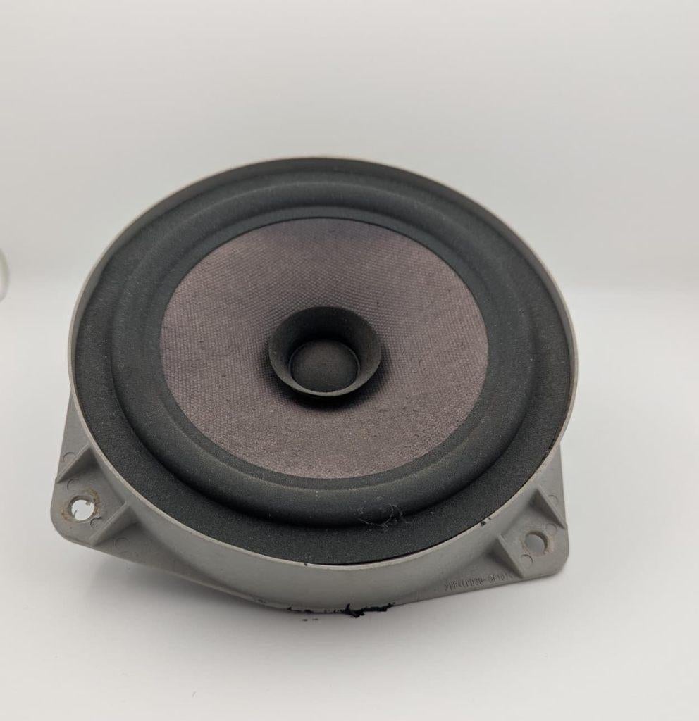 Auto Speakers Subaru Forester SG5 (past ook SF en Impreza), Auto diversen, Autospeakers, Ophalen of Verzenden