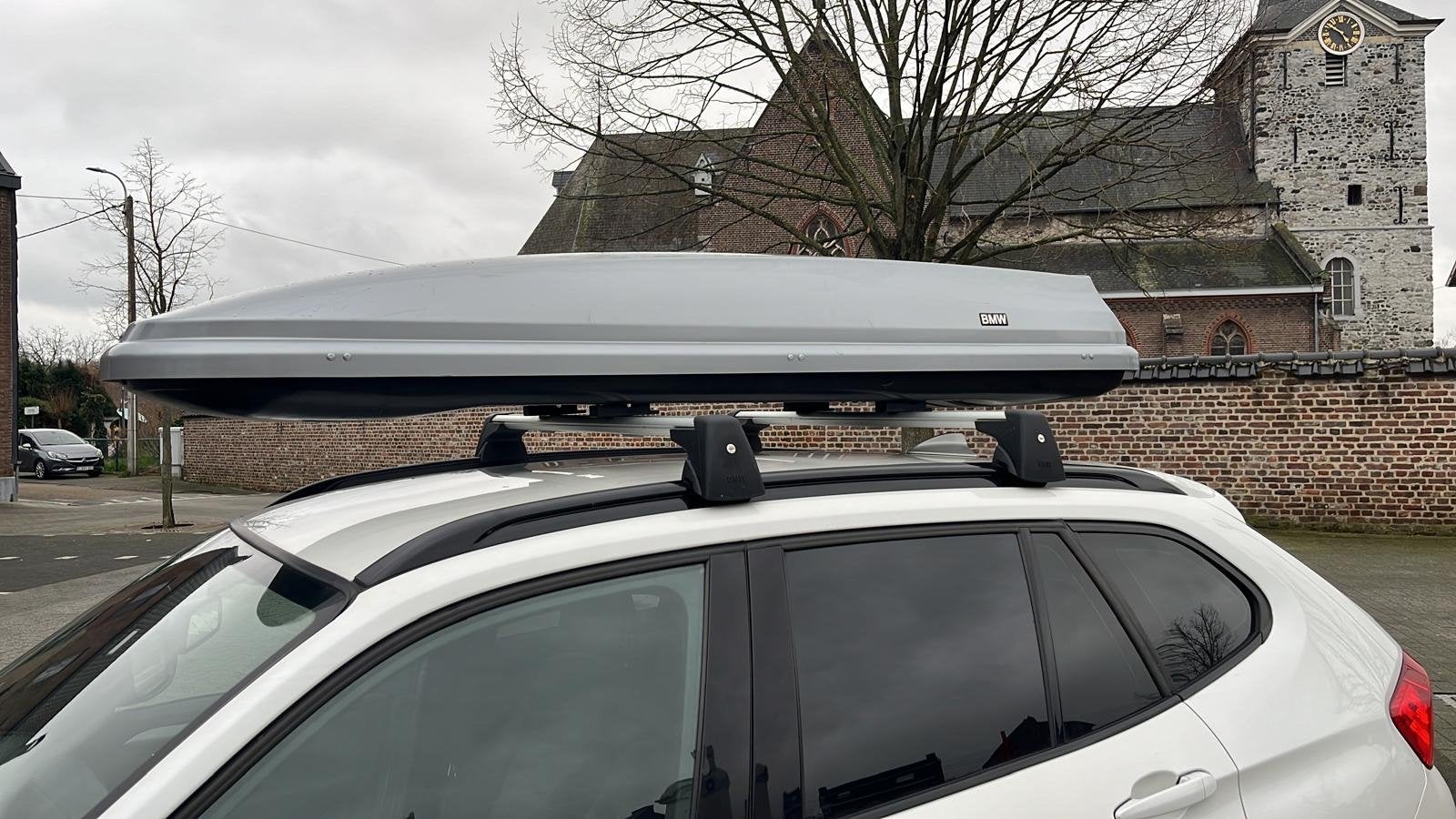 BMW Ski-dakkoffer met dakdragers voor BMW X1