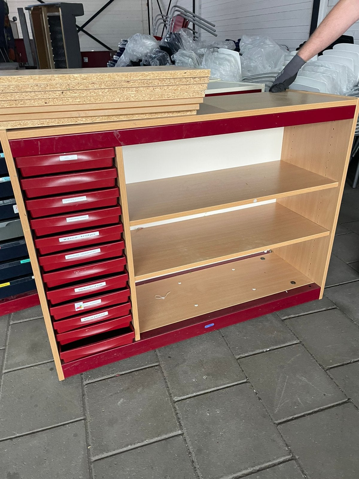 Stevige Houten Materiaalkast met Lades (Bordeaux / Hout), Gebruikt, Ophalen of Verzenden, X, X