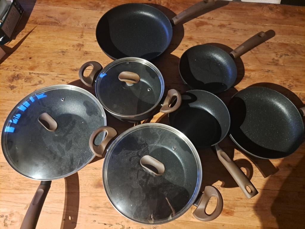 Green ray pannenset met wok en deksels, Ophalen, Nieuw, Overige materialen, Pannenset