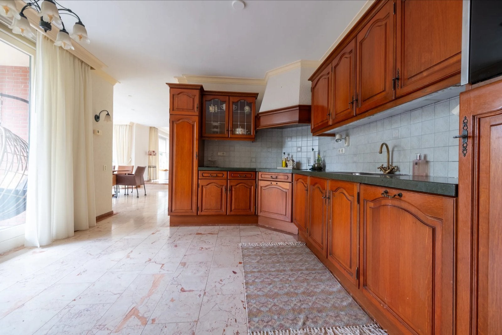 Keuken met granieten blad en Siemens oven, Huis en Inrichting, Keuken | Complete keukens, Ophalen, Gebruikt, Bruin, Hoekkeuken