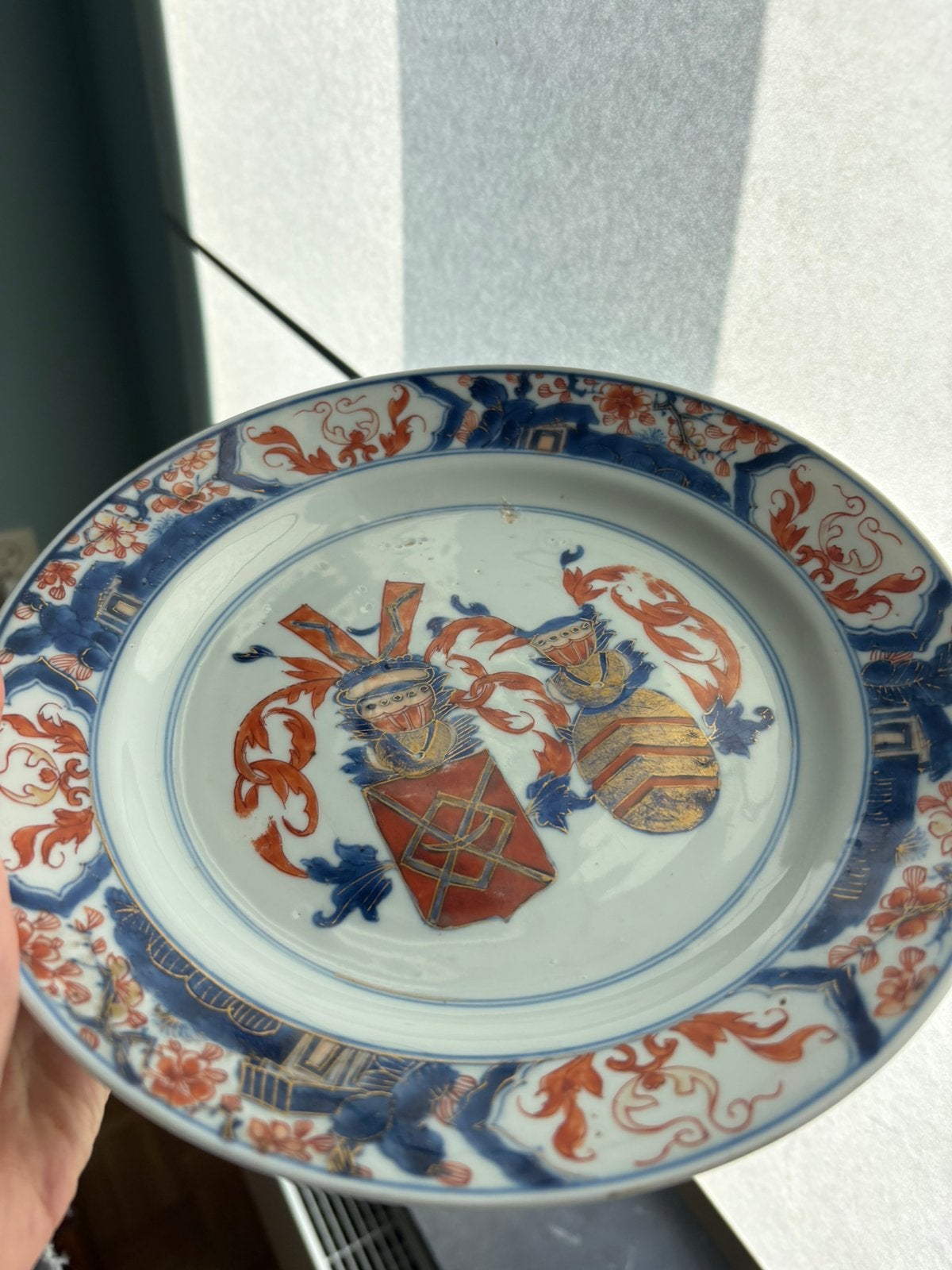 Zeldzaam Kangxi Imari wapenbord, Antiek en Kunst, Antiek | Porselein, Ophalen of Verzenden