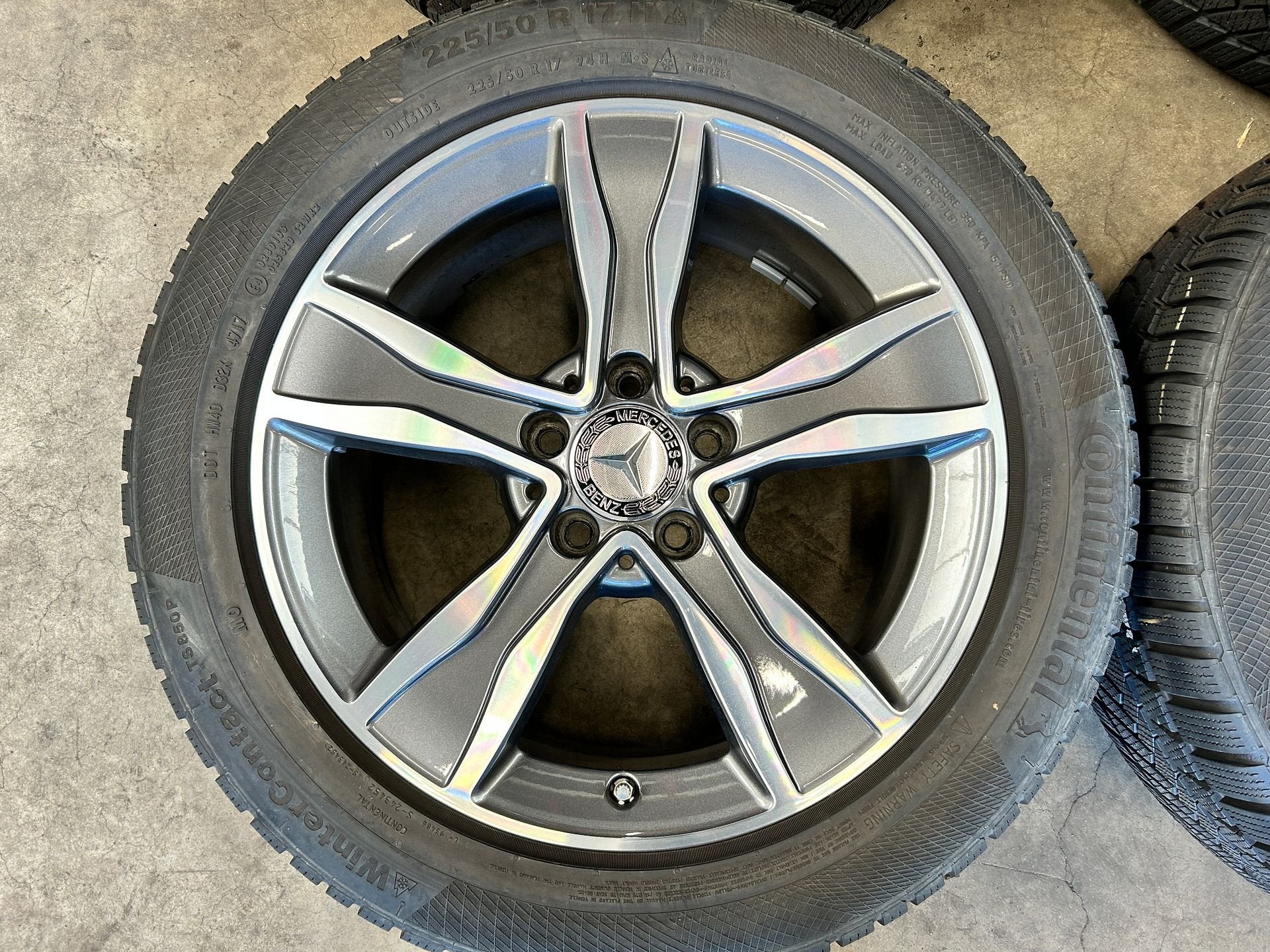 17 inch originele velgen + winterbanden MB C klasse W205, Auto-onderdelen, Gebruikt, -, -, Banden en Velgen