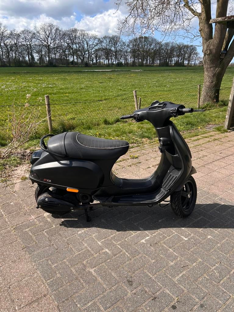 Vespa opknapper, Fietsen en Brommers, Scooters | Vespa, Ophalen, Gebruikt, Maximaal 45 km/u, Vespa S