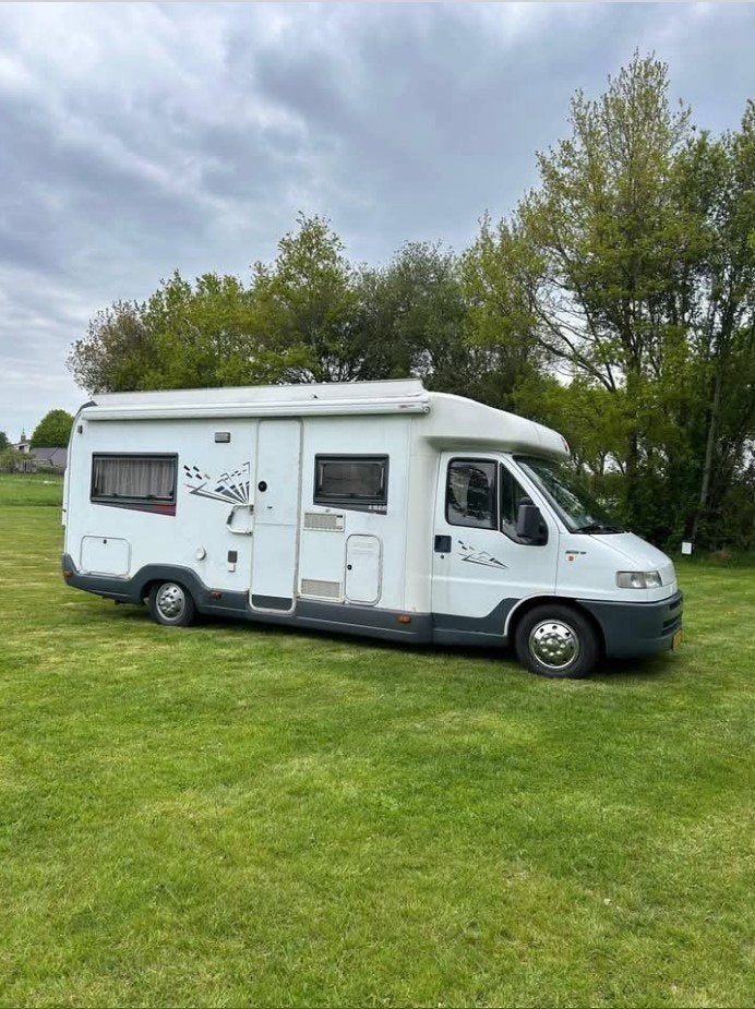 Caravans And Camping Integraal