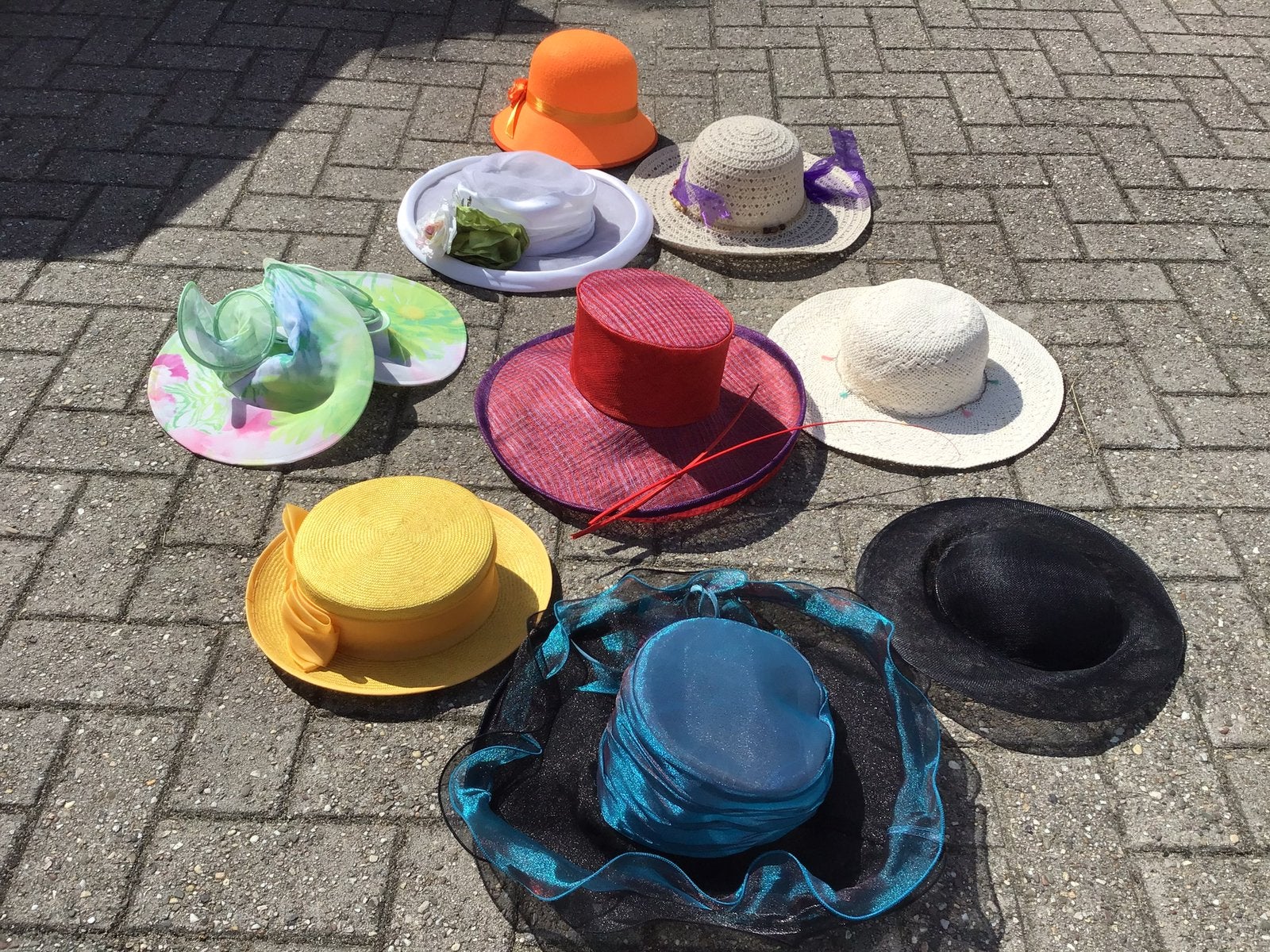 9 hoeden,zomerhoed,feesthoed,blauwe hoed,strohoed, Kleding | Dames, Hoeden en Petten, Ophalen of Verzenden, Zo goed als nieuw