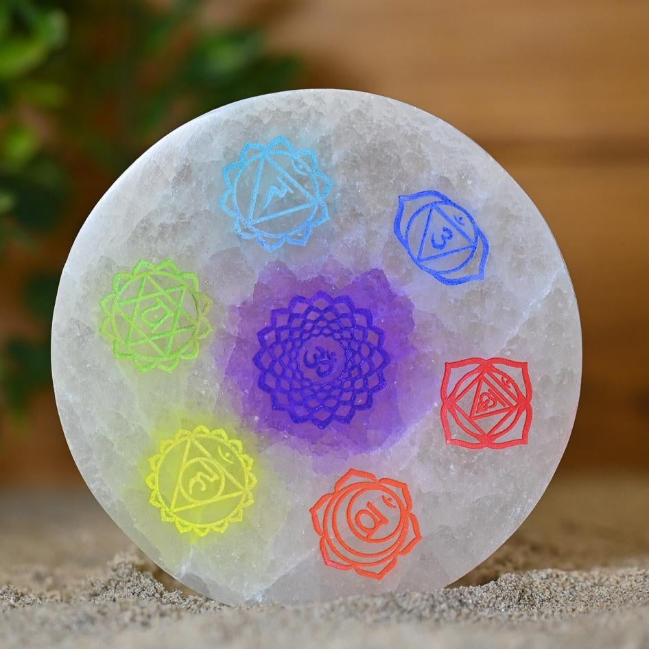seleniet oplaadschijf 10 cm chakra's, Verzamelen, Mineralen en Fossielen, Mineraal, Ophalen of Verzenden