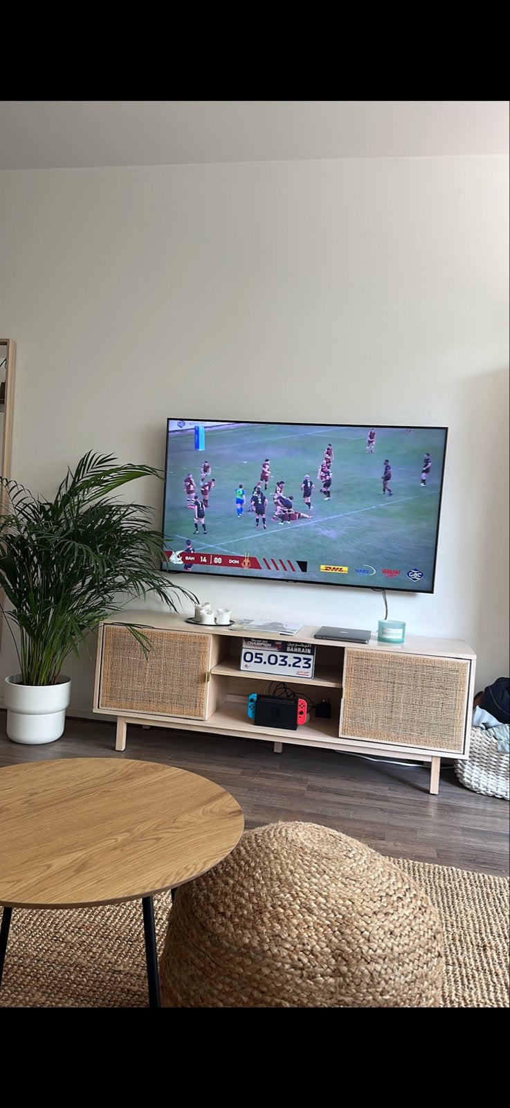 JYSK LINTRUP TV-meubel en vitrinekast - perfecte staat, Ophalen, Zo goed als nieuw, 150 tot 200 cm, 25 tot 50 cm