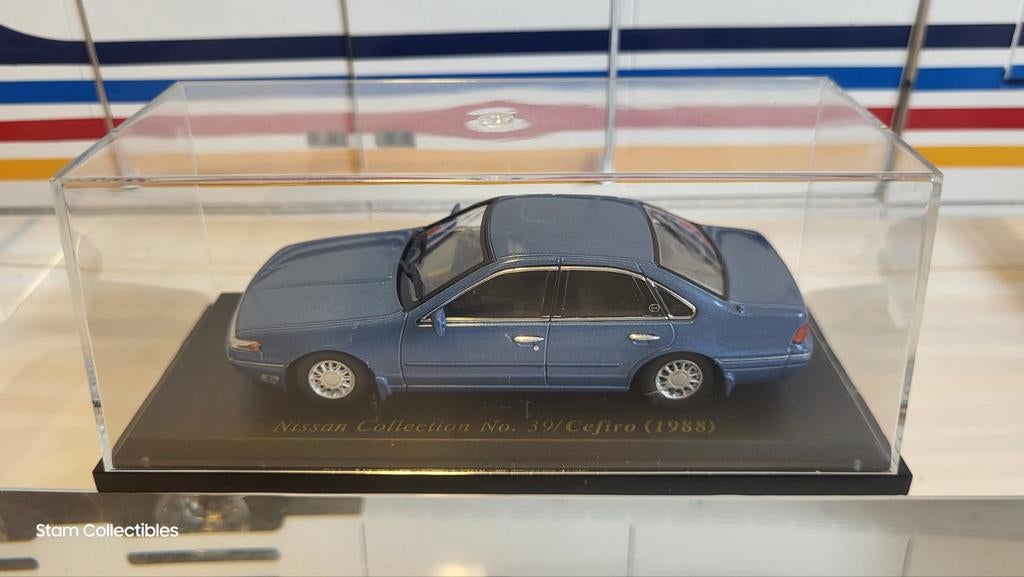 Hachette Japan Nissan Cefiro A31Blue - 1988, Overige merken, Auto, Ophalen of Verzenden, Zo goed als nieuw