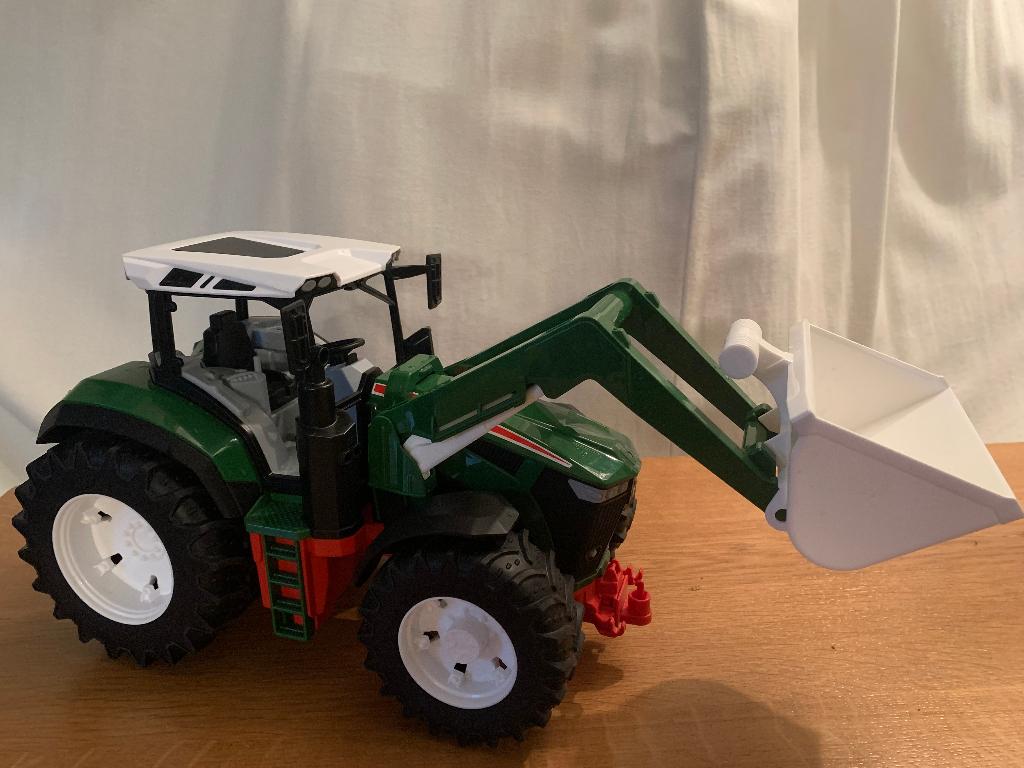 bruder tractor, Ophalen, Zo goed als nieuw
