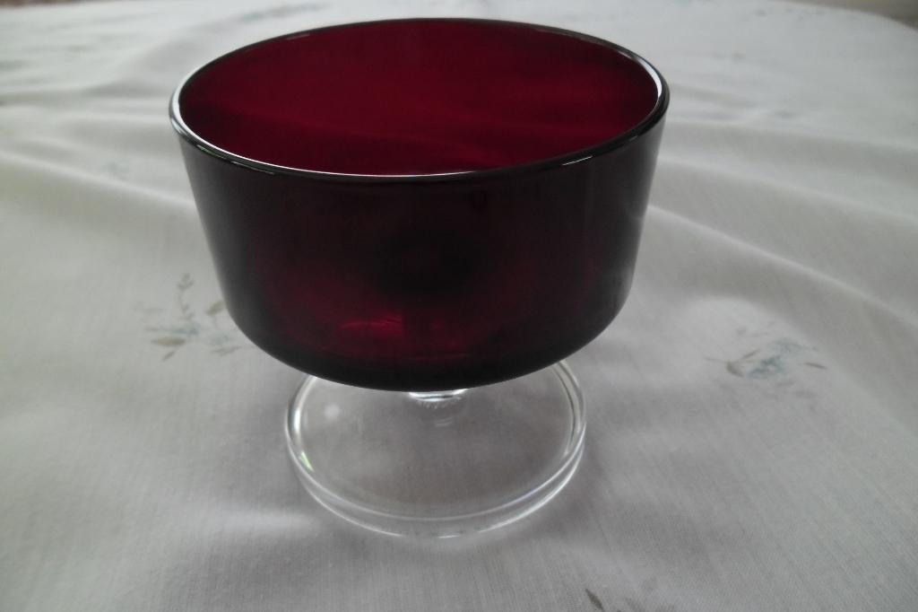 1 glas gekleurd, Ophalen of Verzenden