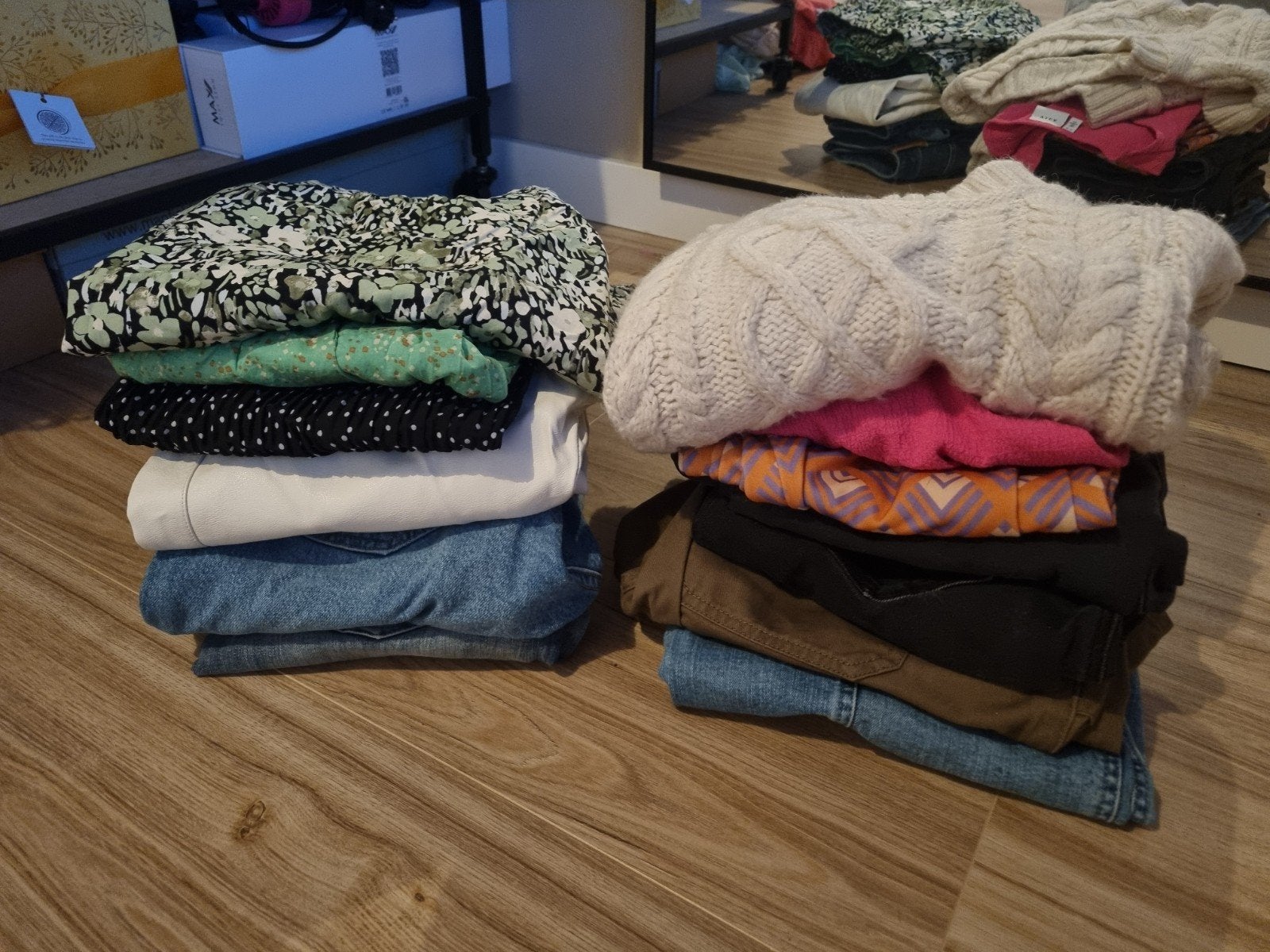 Gratis kledingpakket maat M/L, Kleding | Dames, Overige Dameskleding, Ophalen of Verzenden, Zo goed als nieuw