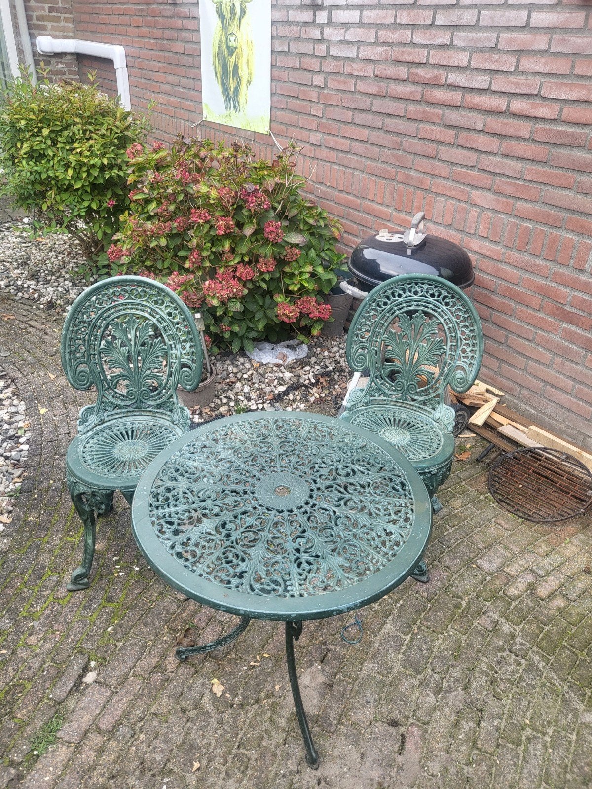 Antieke gietijzeren bistro set - 2 stoelen en tafel, Ophalen