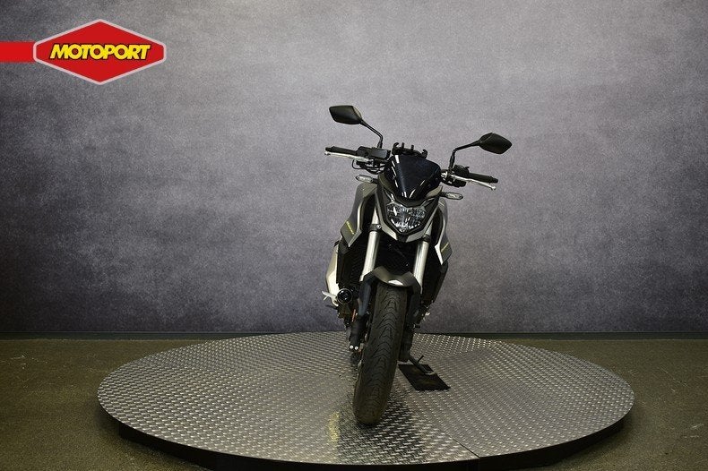 Honda CB 750 HORNET (bj 2024), Motoren, Info@motoportwormerveer.nl, Honda Motor Europe, Bedrijf, Crystal Bldng B-Unit B11.2 Rivium Blv200
2909 LK  Capelle aan den IJsel, NL