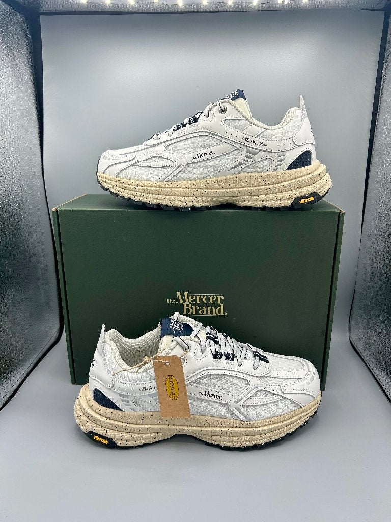 Mercer Amsterdam The Re-Run Vibram White/Blue – Maat 42, Wit, Nieuw, Ophalen of Verzenden, Sneakers of Gympen