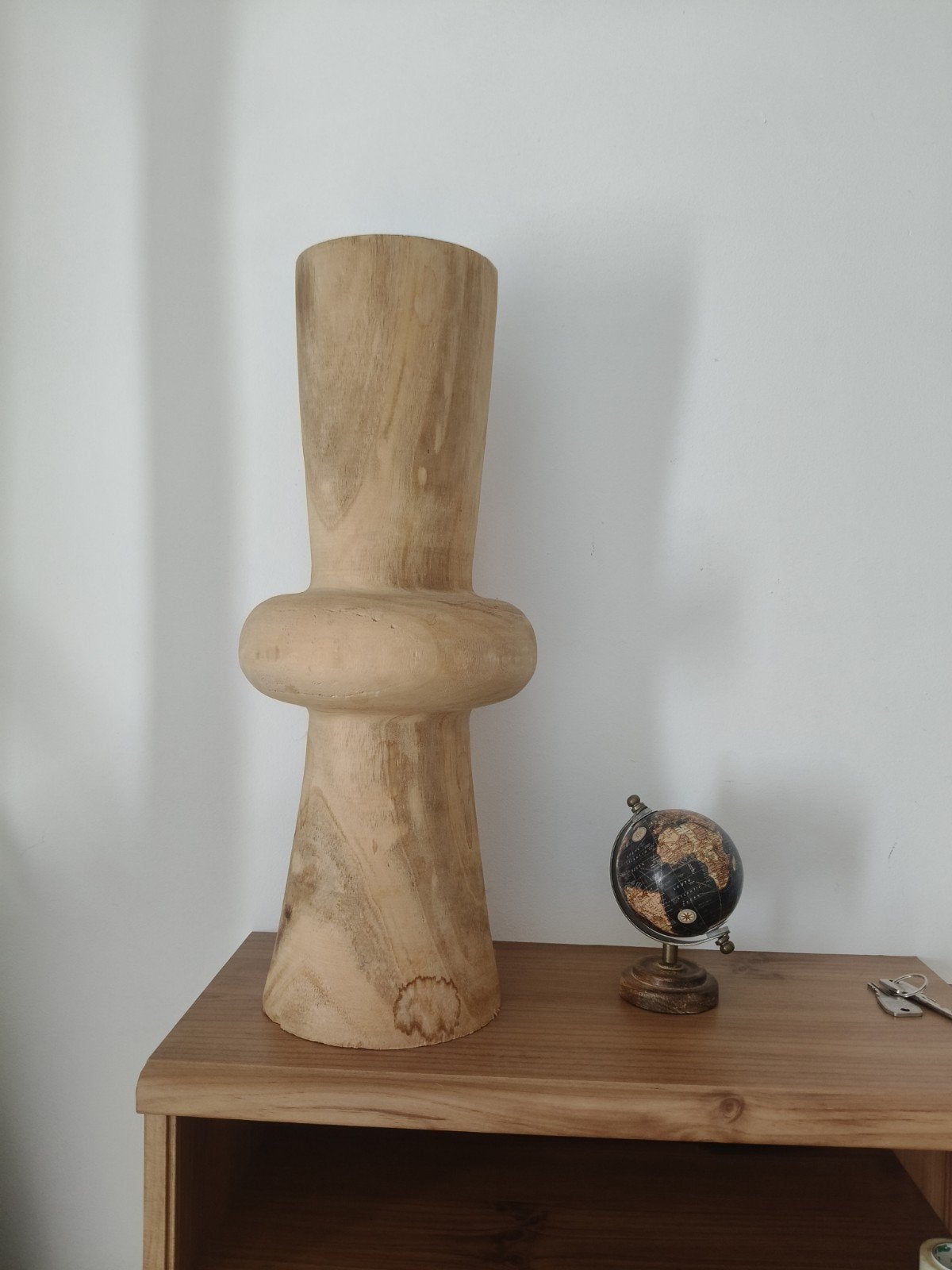 2x Massieve Houten Kandelaar - Robuust en Stijlvol, Huis en Inrichting, Woonaccessoires | Kandelaars en Kaarsen, Gebruikt, Bruin