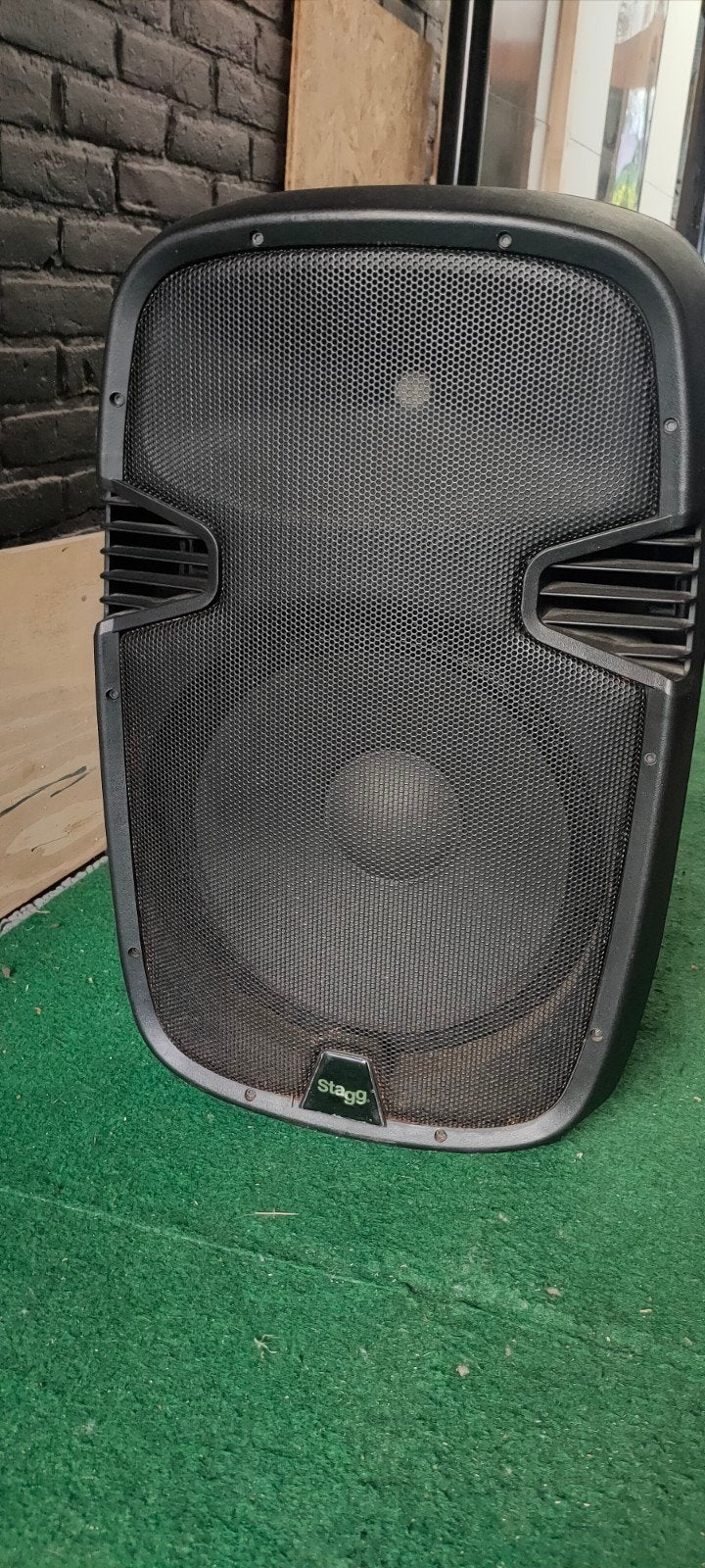 Stagg 15 inch actieve speaker met wielen - 250W RMS, Ophalen