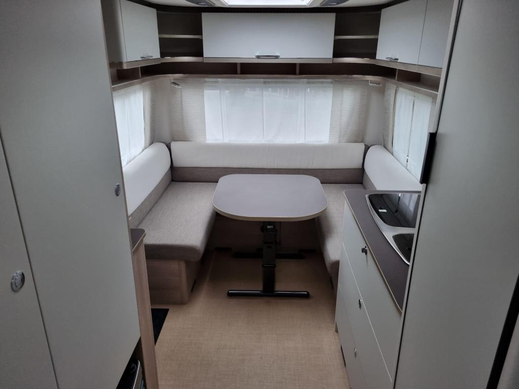 Bürstner Premio IC-line 460 TS, Caravans en Kamperen, Caravans, Schokbreker, Rondzit, Bedrijf, 5 tot 6 meter