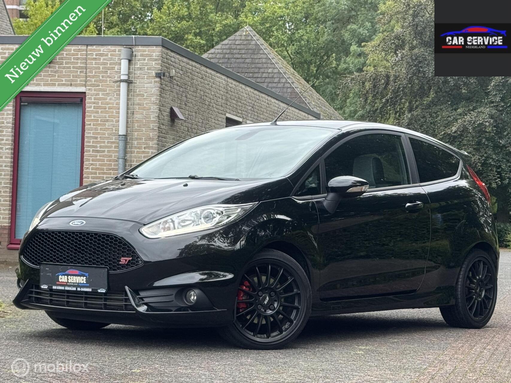 Ford Fiesta 1.6 ST 134KW/STLVW/PDC/NAVI/CAMERA/LMV/KEYLESS, Voorwielaandrijving, 1596 cc, 1063 kg, Gebruikt