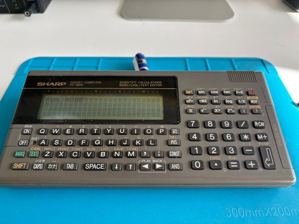SHARP PC-G820 Pocket Computer, Computers en Software, Vintage Computers, Verzenden