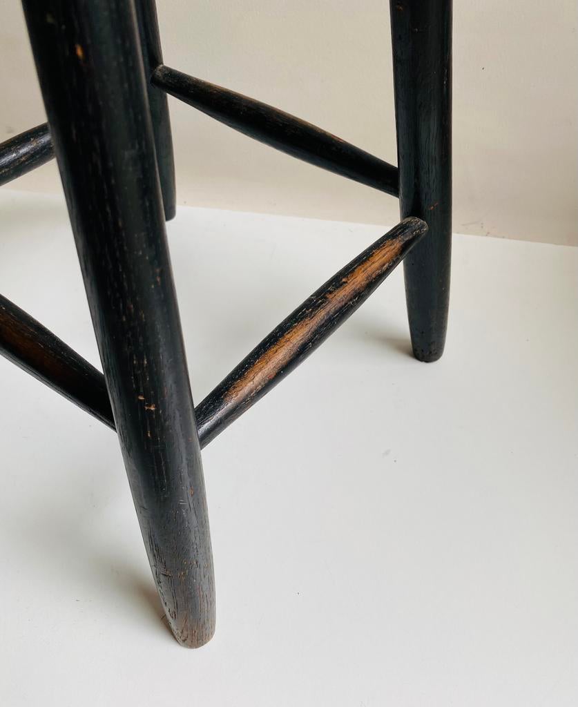 Mid Century teak kruk , jaren 60, Gebruikt, Onbekend, Ophalen of Verzenden, Onbekend