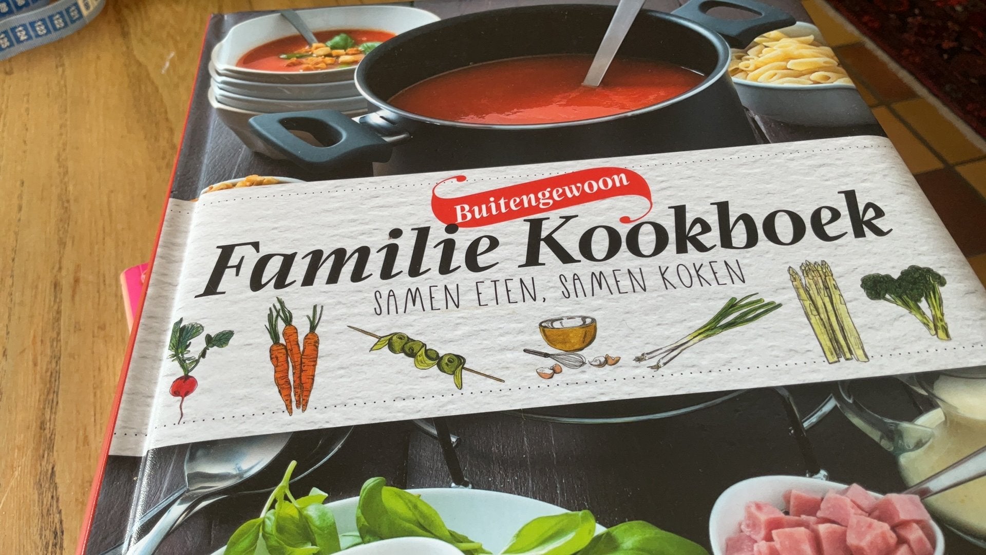 Familie KOOKBOEK UITGAVE JUMBO.Samen eten,samen koken, Boeken, Ophalen of Verzenden, Zo goed als nieuw