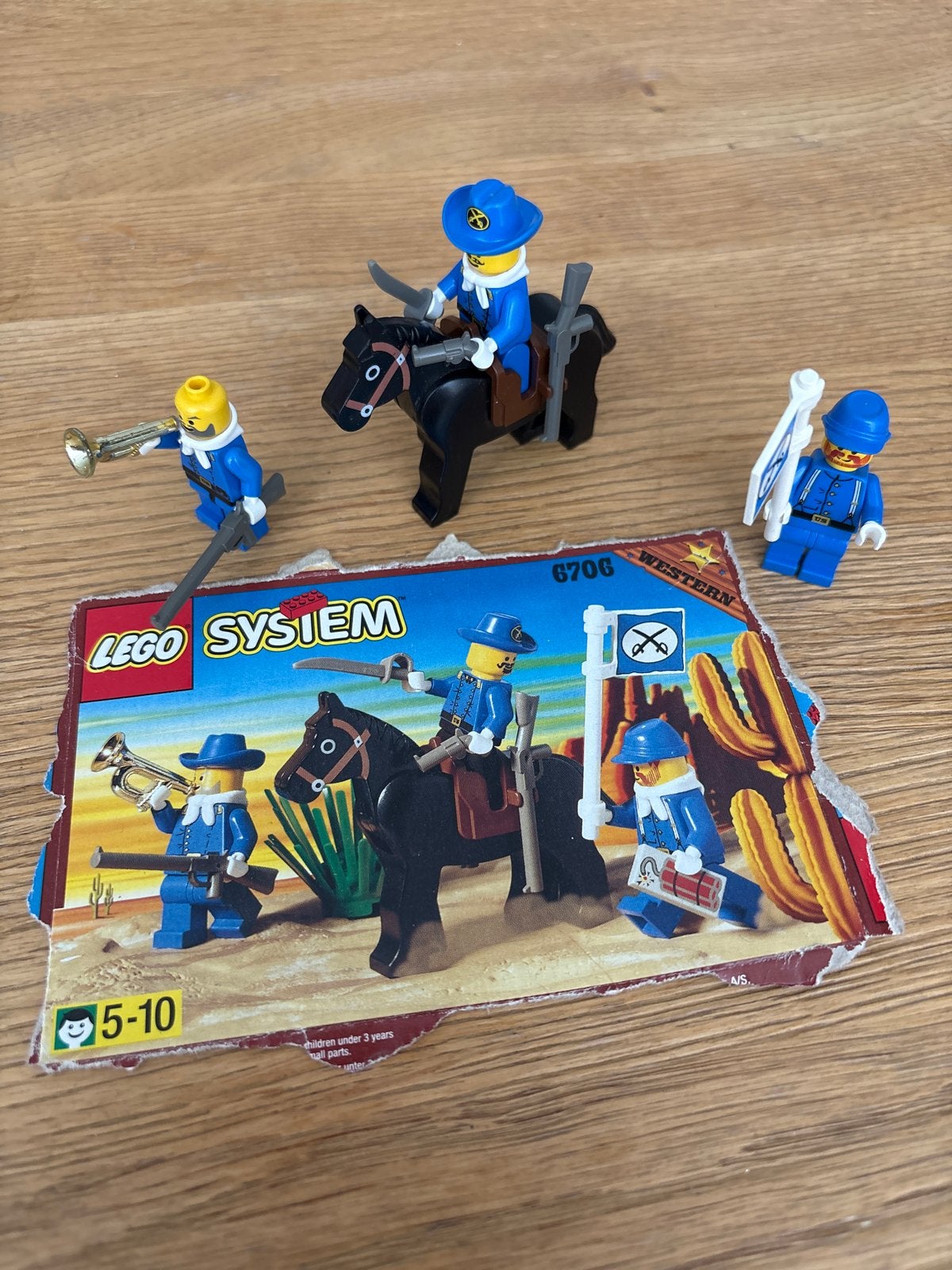 Lego Western 6706 Soldaat met Paard en Minifiguren, Kinderen en Baby's, Speelgoed | Duplo en Lego, Gebruikt, Overige thema's, Lego