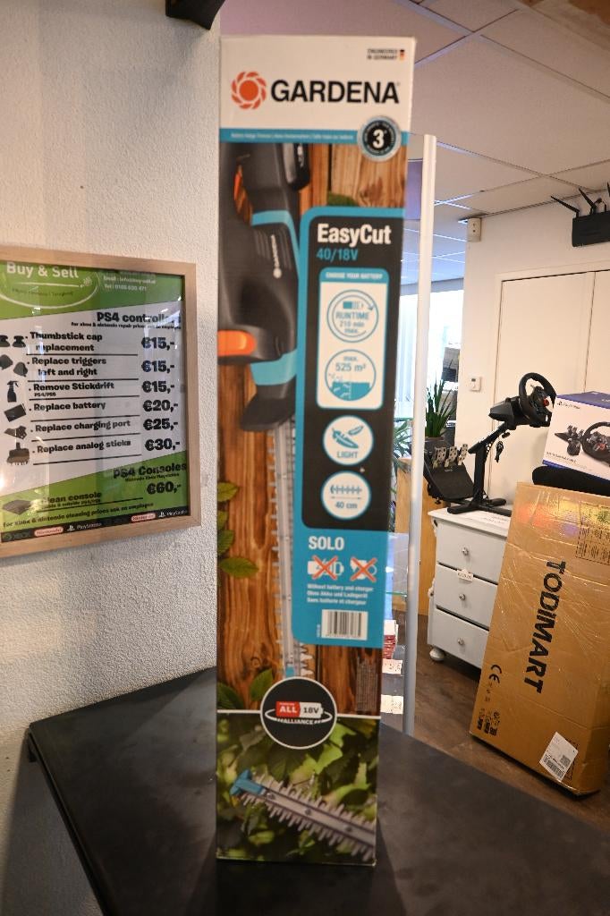 Gardena easycut 40/18v + lader en Accu, Ophalen of Verzenden, Gebruikt, Elektrisch