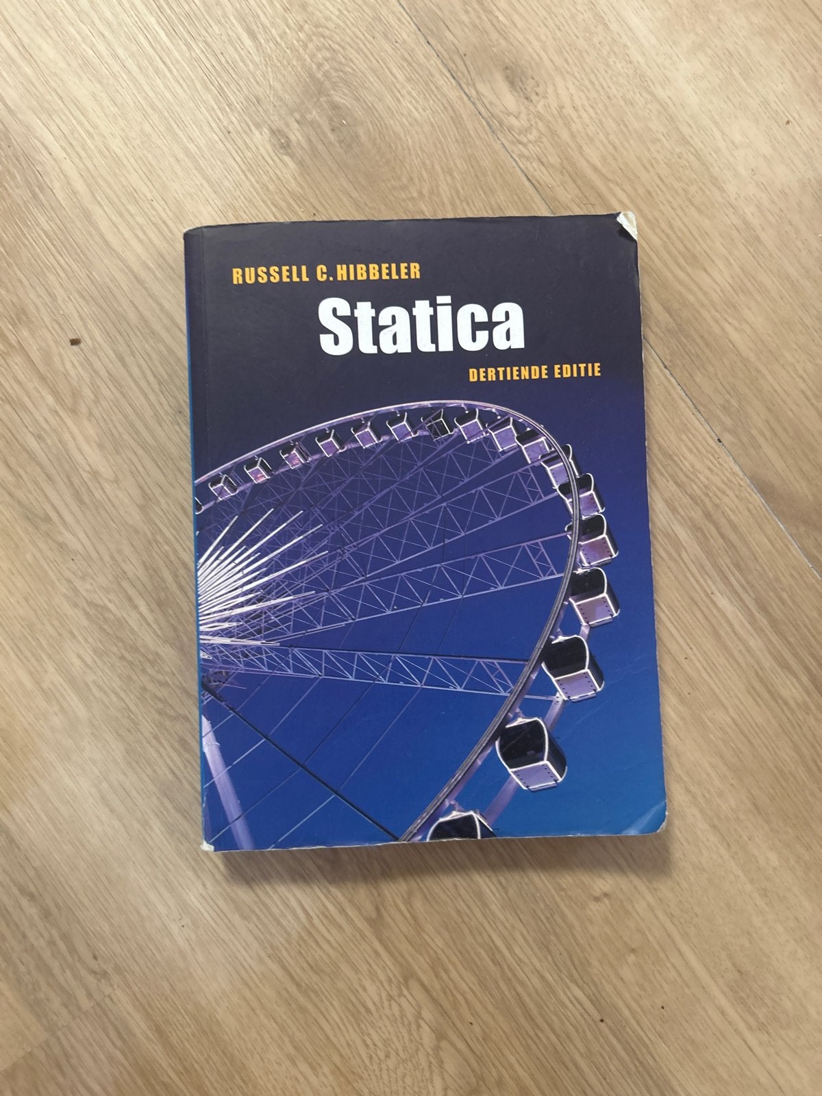 Statica - Russell C. Hibbeler (Dertiende Editie), Ophalen of Verzenden, Beta, Gelezen, HBO