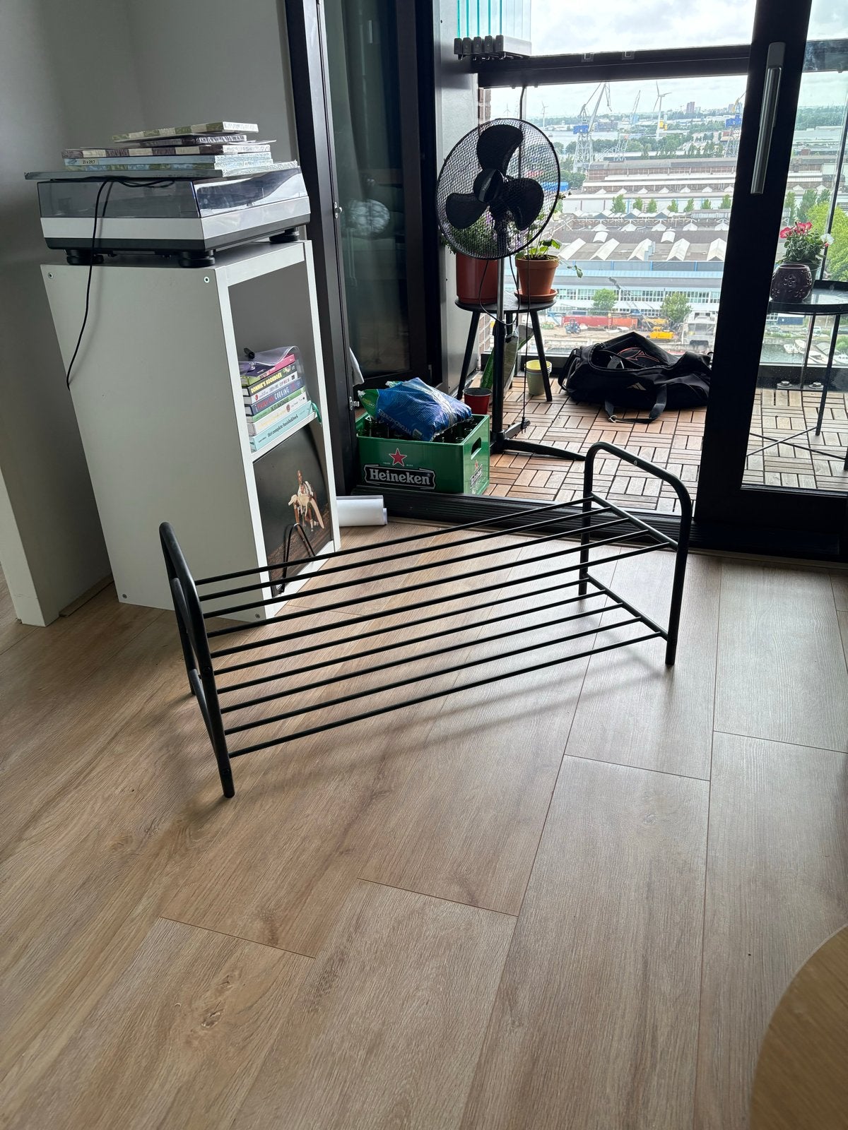 Zwart stalen schoenenrek van Jysk - 92x39x35 cm, Ophalen, Zo goed als nieuw