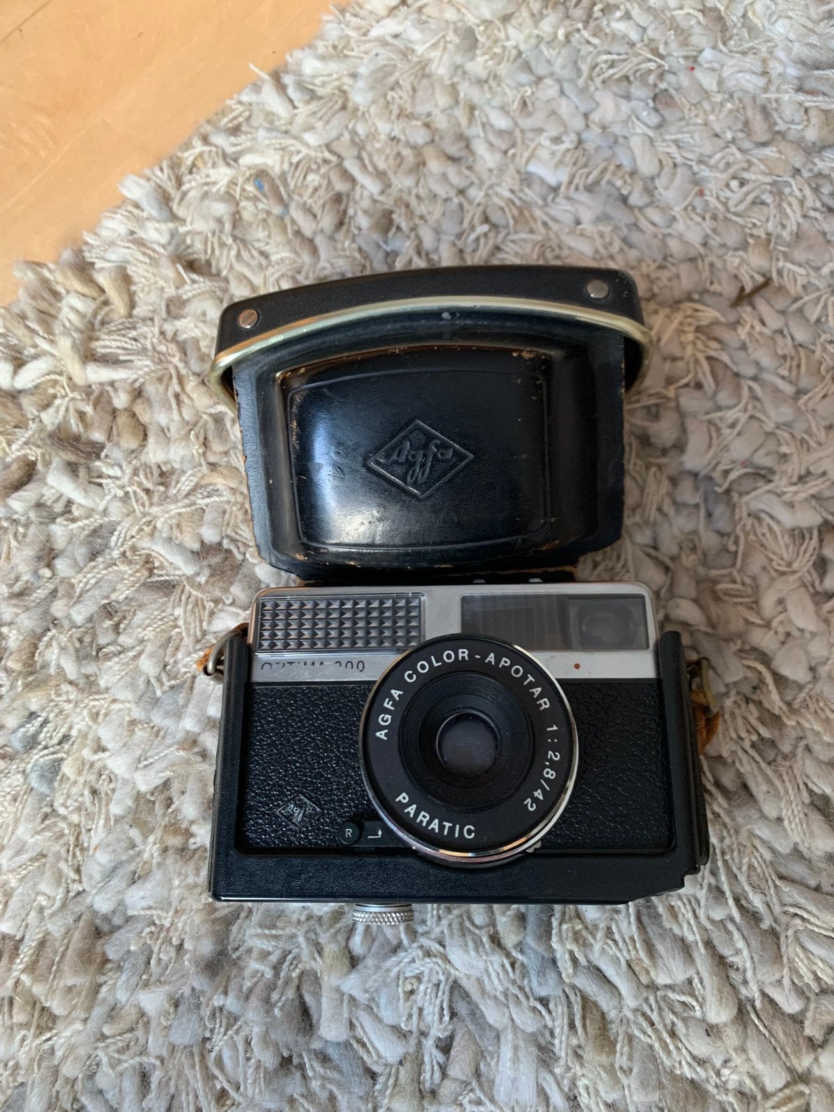 Oude Agfa Optima camera met leren hoes en flits, Ophalen of Verzenden, Gebruikt, Compact, Overige Merken