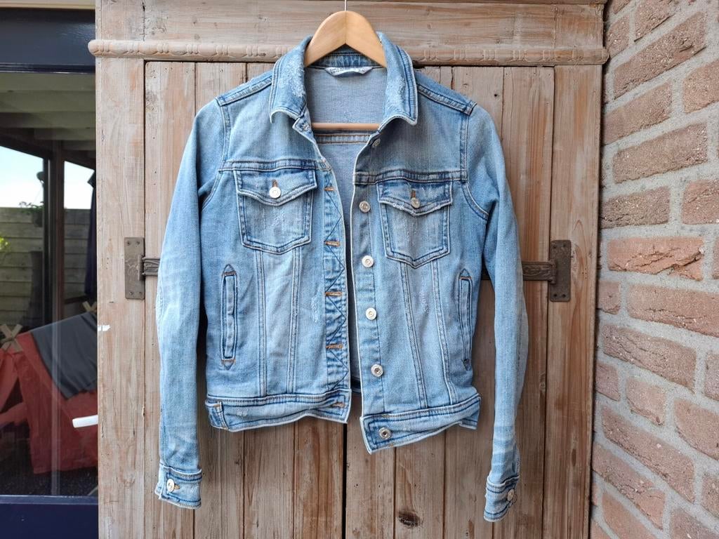Zara Basic spijkerjasje XS - Zo goed als nieuw, Kleding | Dames, Blauw, Ophalen of Verzenden, Zo goed als nieuw, Maat 34 (XS) of kleiner