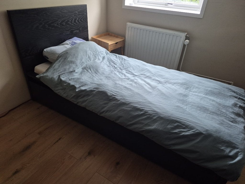 Ikea bed Slakt 90 x 200 zwart, Ophalen, 90 cm, Eenpersoons, Zwart