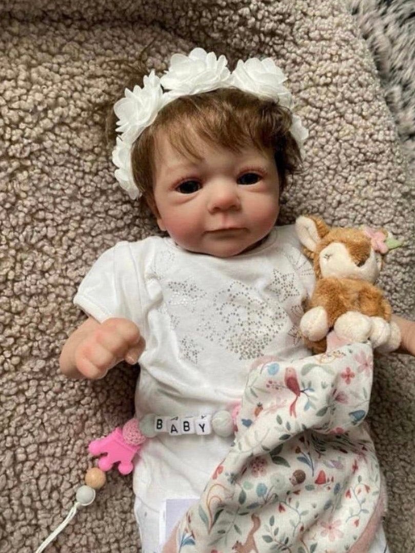 Leuk Reborn baby meisje, Verzamelen, Poppen, Verzenden, Zo goed als nieuw, Pop, Levensecht of Reborn