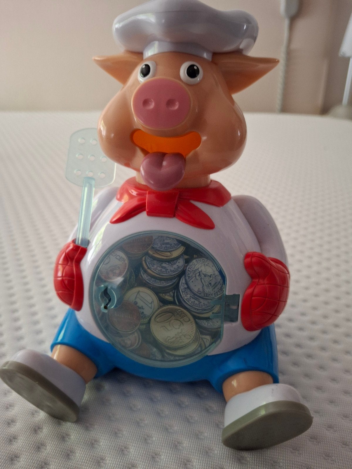 Spaarvarkentje met sleutel., Ophalen, Nieuw, Kunststof, Dier
