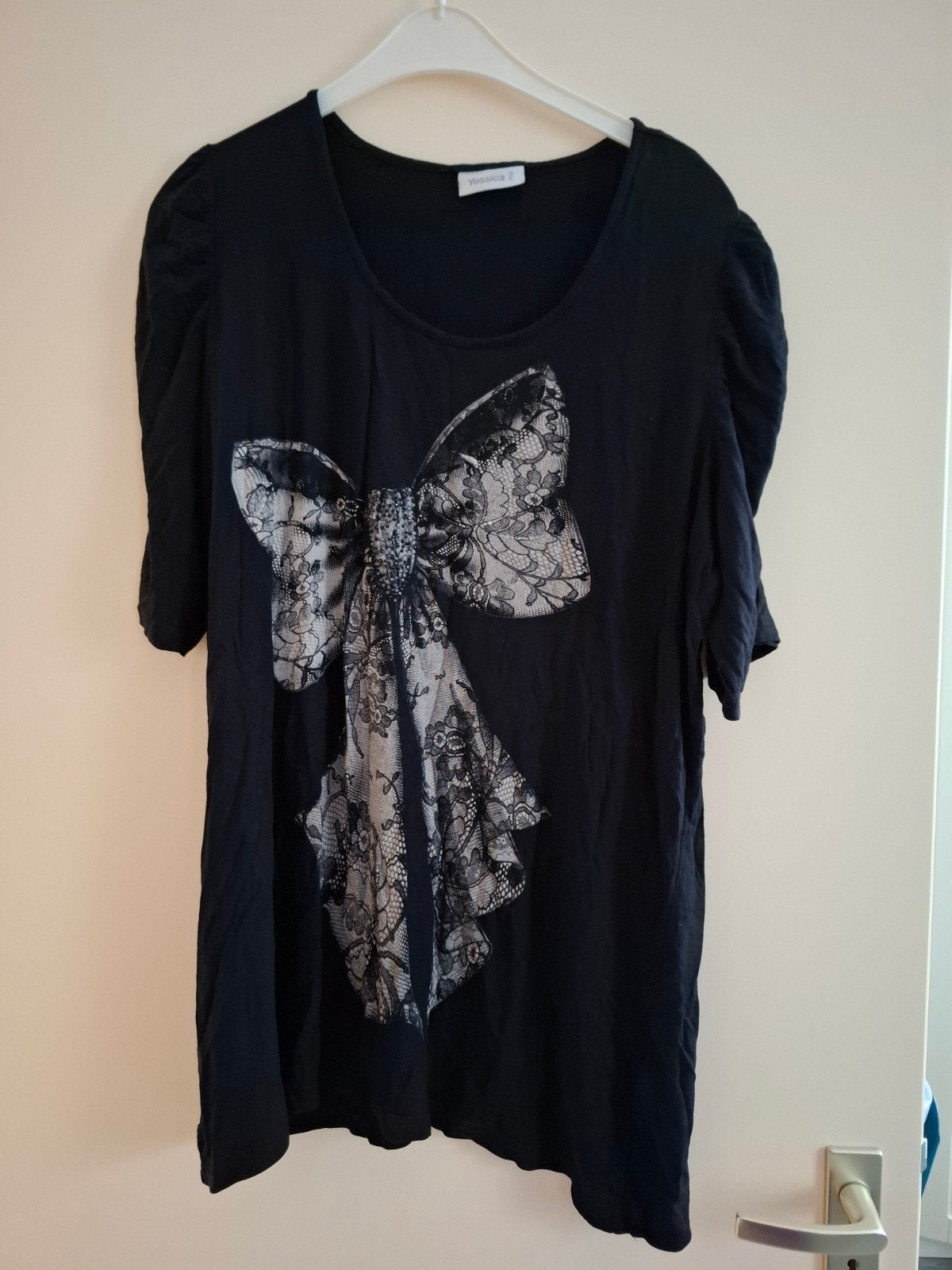 Zwart T-shirt- Yessica, Ophalen, Maat 42/44 (L), Korte mouw, Gedragen