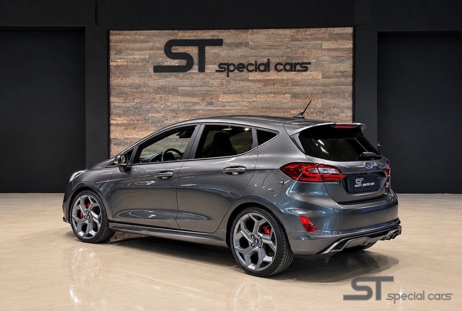 Ford Fiesta 1.5 Ecoboost ST-X|Winter pack|1ste eigenaar, Voorwielaandrijving, 15 km/l, Met garantie (alle), Bedrijf