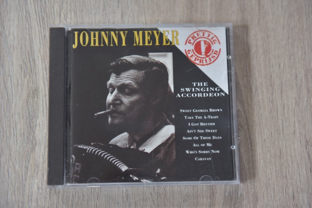 JOHNNY MEYER -- THE SWINGING ACCORDEON, Inclusief boekje, Verzenden, Zo goed als nieuw, Overige genres