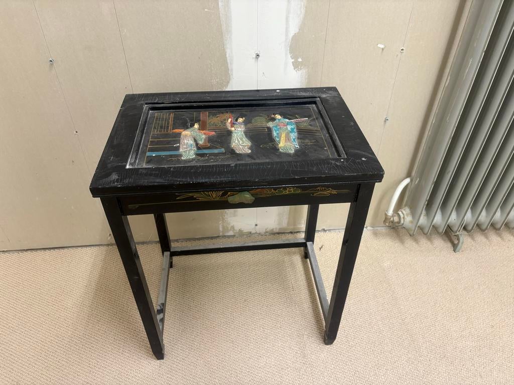 Zwart bijzettafeltje met Oosters decor, Ophalen, Minder dan 50 cm, Gebruikt, Rechthoekig