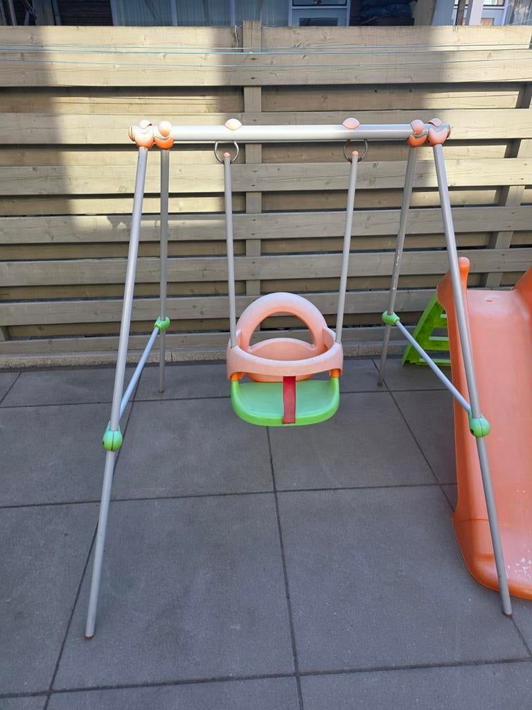 Kinder glijbaan en schommel, Ophalen, Schommel