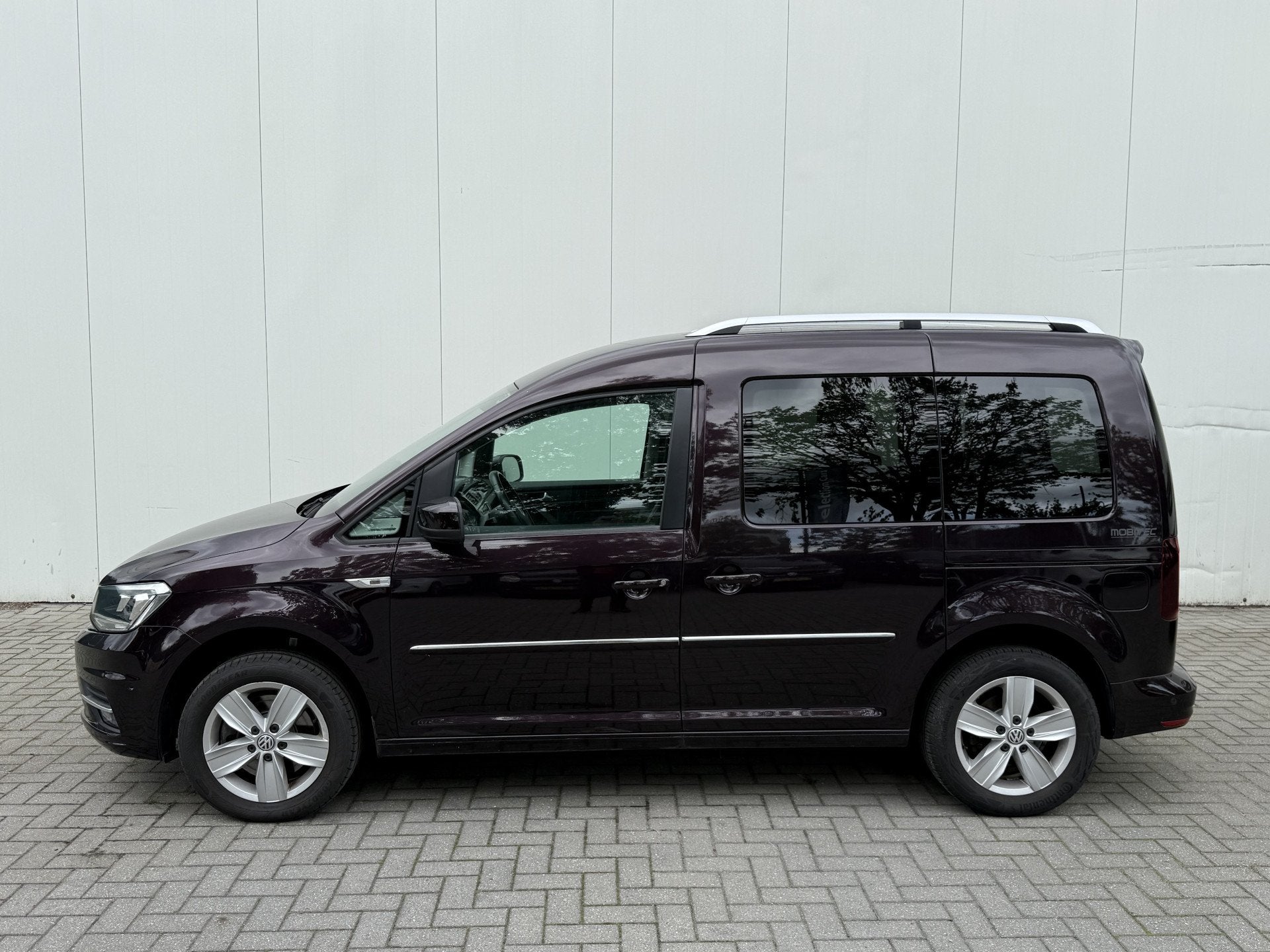 Volkswagen Caddy 1.4 TSI 125pk HIGHLINE Rolstoelauto - XXL B, Voorwielaandrijving, Dealer onderhouden, Gebruikt, Overige modellen