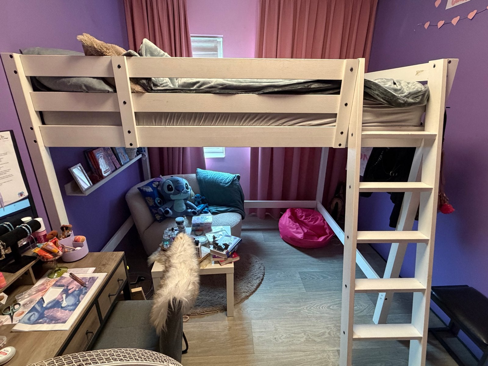 Ikea hoogslaper met gebruikerssporen, verlaagd, Huis en Inrichting, Slaapkamer | Stapelbedden en Hoogslapers, Gebruikt, Hoogslaper