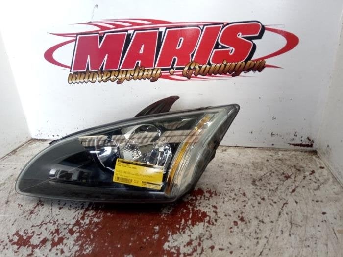 Koplamp links van een Ford Focus, Gebruikt, -, -, Ophalen of Verzenden