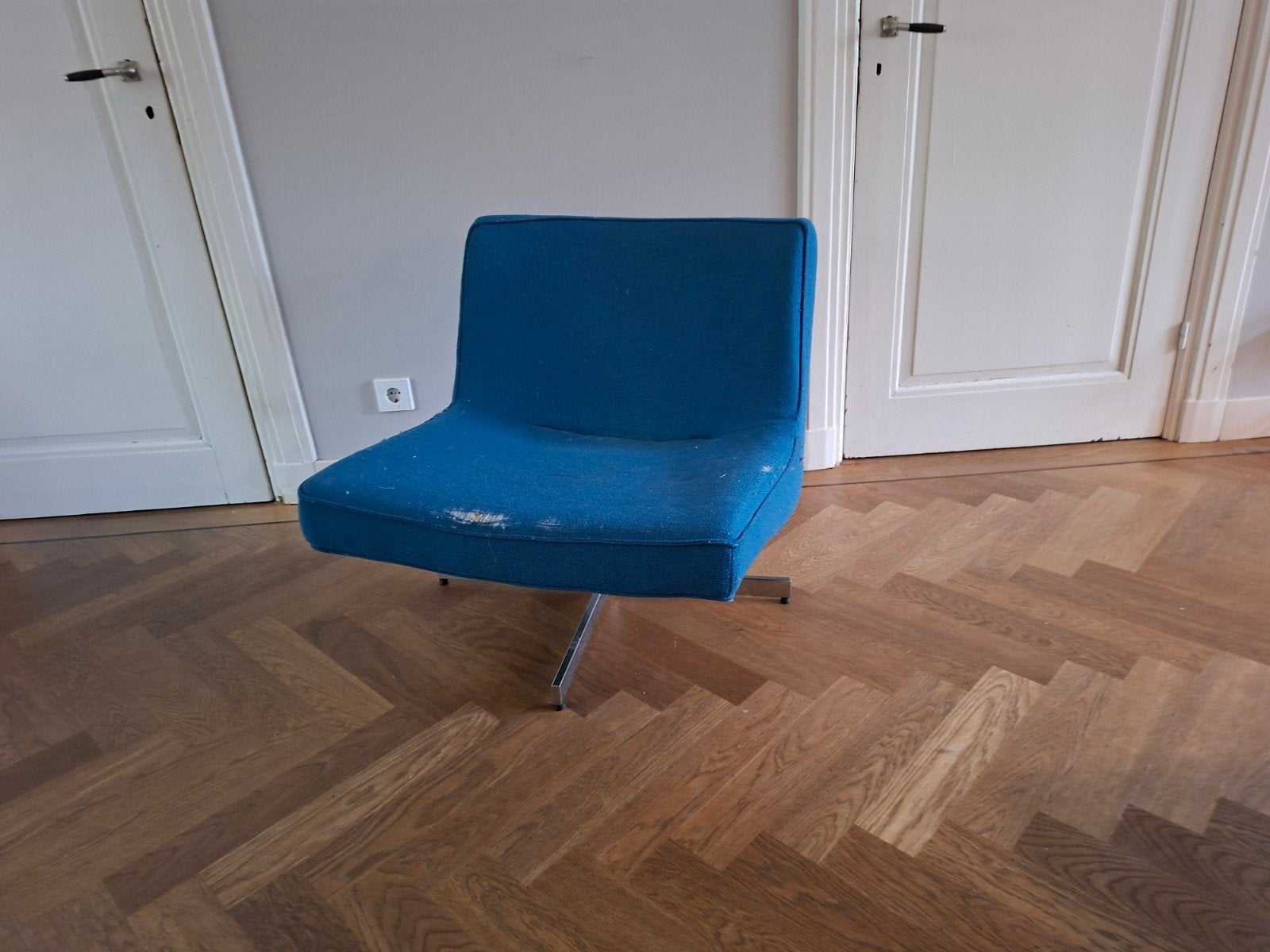 Harvink Do stoel - Stoffering versleten - opknapper, Gebruikt, Overige kleuren, Modern Design, Ophalen of Verzenden