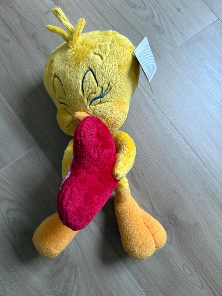 Nieuwe Tweety knuffel met hartje - Looney Tunes, Overige merken, Overige typen, Nieuw, Ophalen of Verzenden
