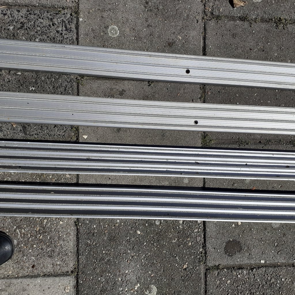 rails boven en onder voor schuifwand / kastenwand, Ophalen, Gebruikt