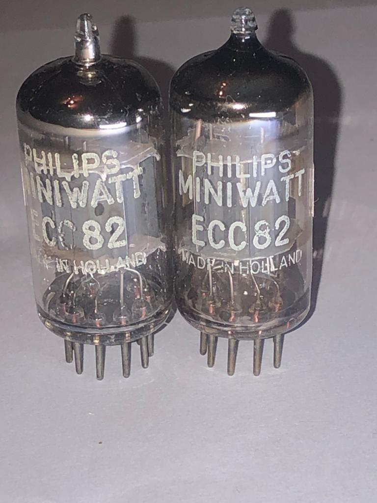 Philips Miniwatt ECC82 buizen (2 stuks) New metende, Ophalen of Verzenden, Gebruikt, Minder dan 60 watt, Overige merken