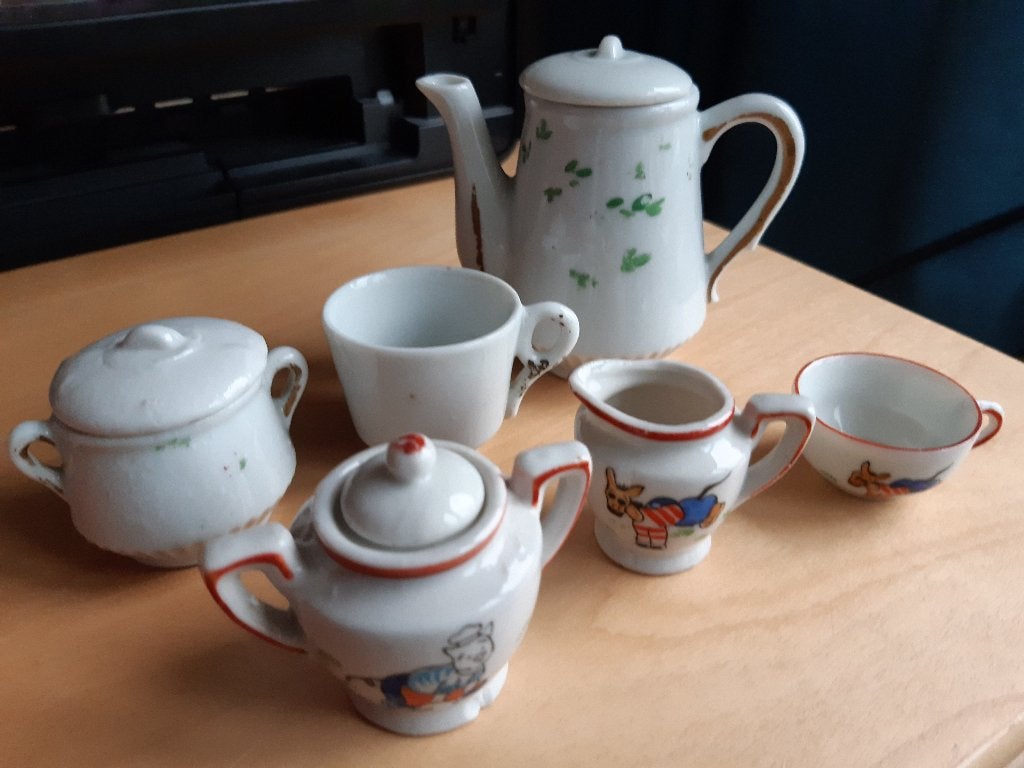 Kinderservies, miniaturen, porselein, 1930, + bestek, € 8,=, Antiek en Kunst, Ophalen of Verzenden