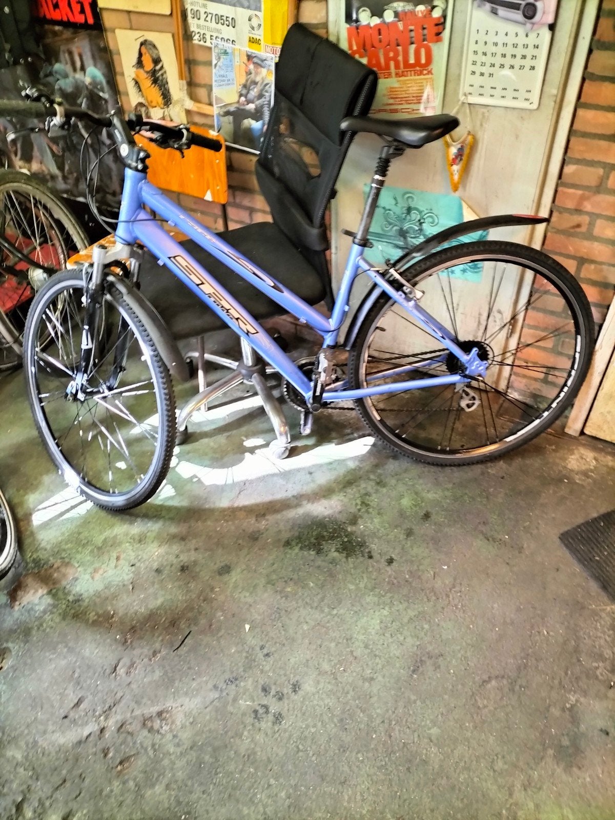 Eenvoudige dames mountainbike,, Fietsen en Brommers, Ophalen, Gebruikt, Vering, 10 tot 15 versnellingen