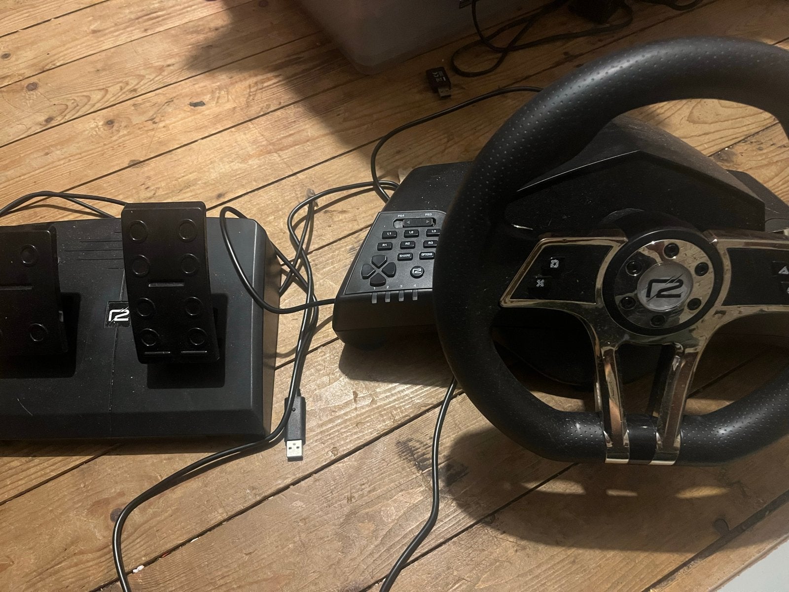 Hurricane Wheel Pro racestuur voor PS4, PS5 en PC, Ophalen, Racestuur, Overige merken, Zo goed als nieuw